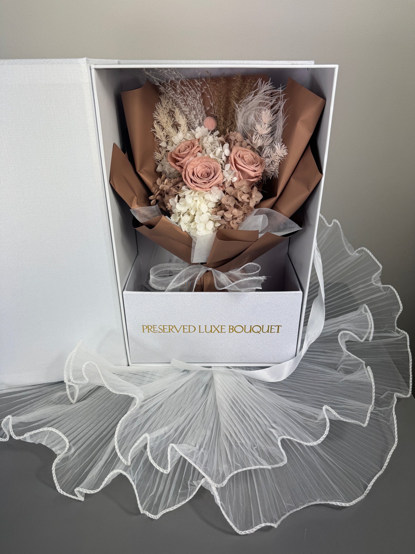 LUXE PRESERVED BOUQUET